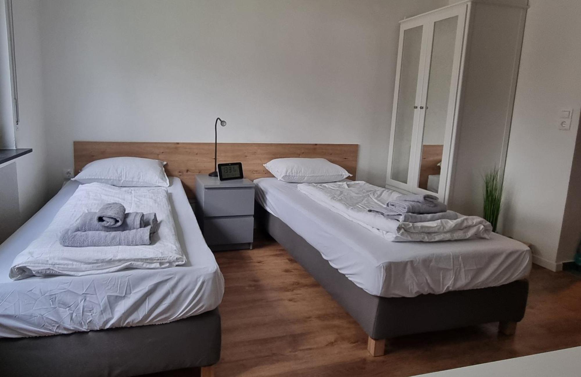 Studio Apartment Naehe S-Bahn Inklusive Parkplatz Oberesslingen Extérieur photo